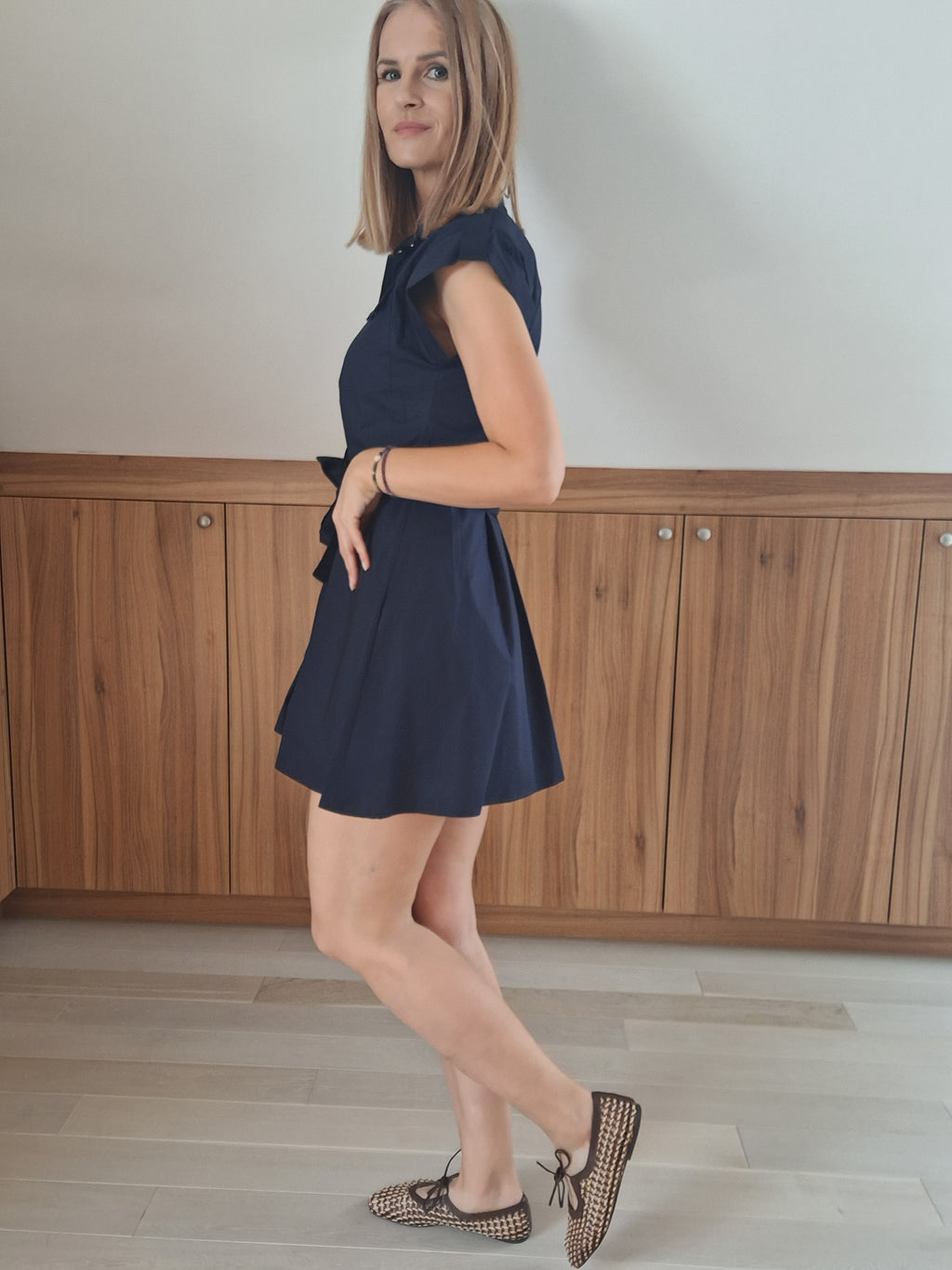 Sukienka mini elegancja